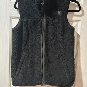 The North Face Women's Black Fleece Jacket